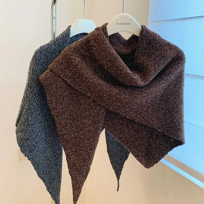 

Новый осенне-зимний вязаный треугольный шарф, корейский универсальный теплый шарф, роскошный женский простой темпераментный шаль