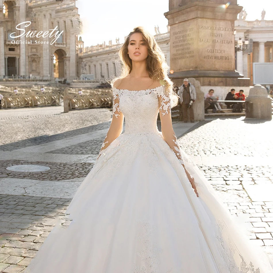 Robe de mariée de luxe en Organza soyeux, tenue de bal de princesse, col bateau, sans manches, avec fermeture éclair à l'arrière, avec des appliques