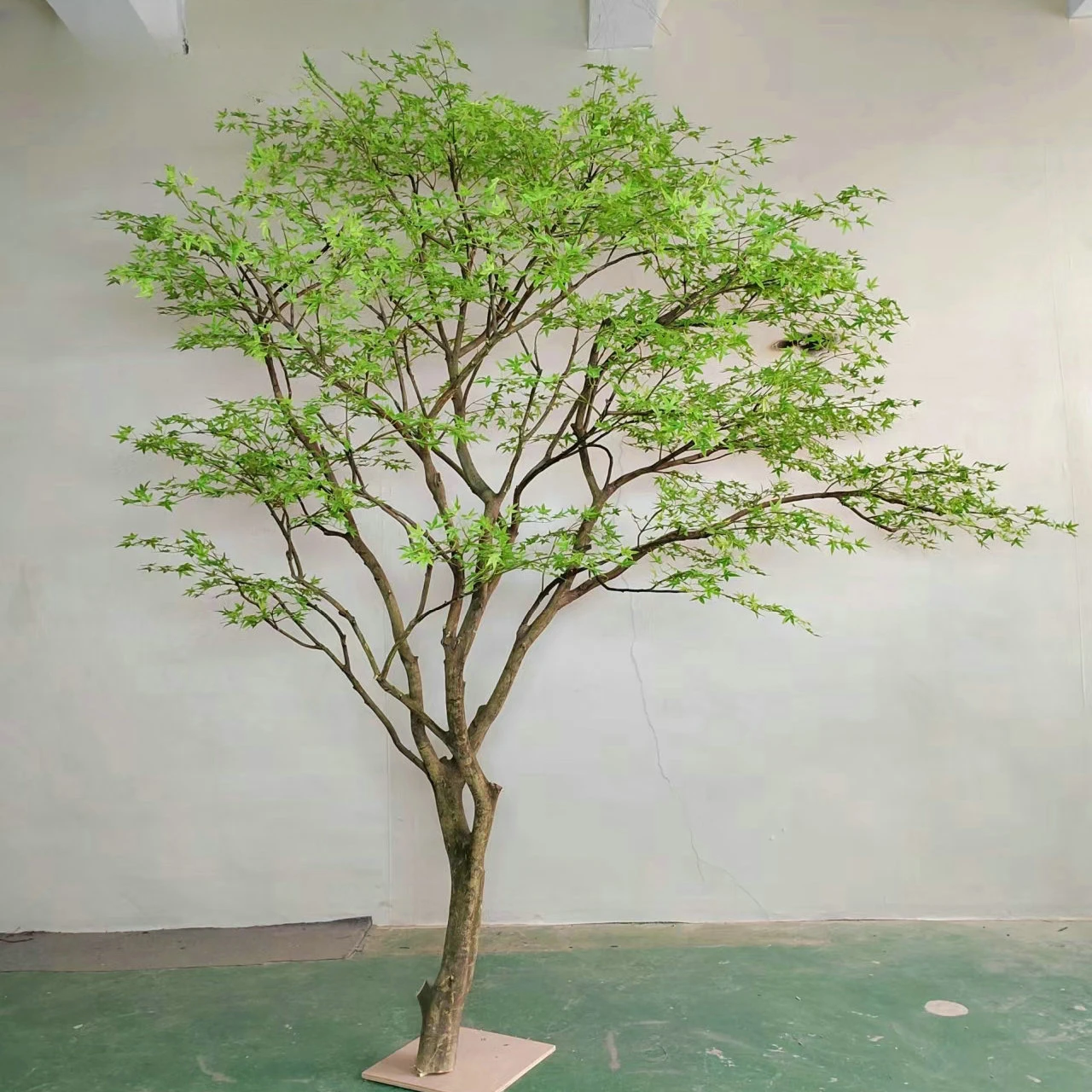 Simulation green maple tree maple leaves, large design decoration, window green plants landscaping indoor bionic plants