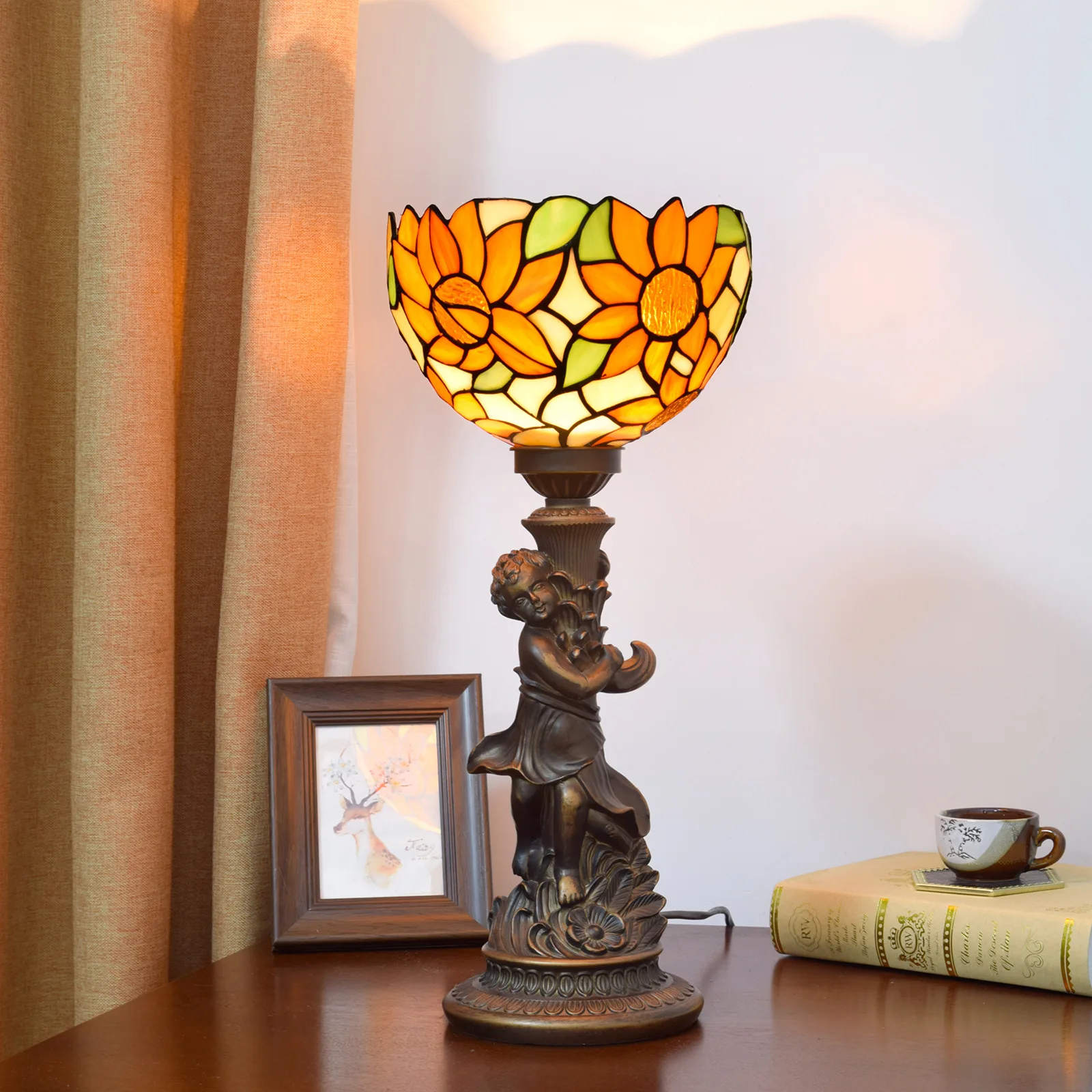 

Dia20cm American Pastoral Sunflower Little Boy Stained Glass Restaurant Bar Desk Decorative Table Lamp Bedroom Bedside Light