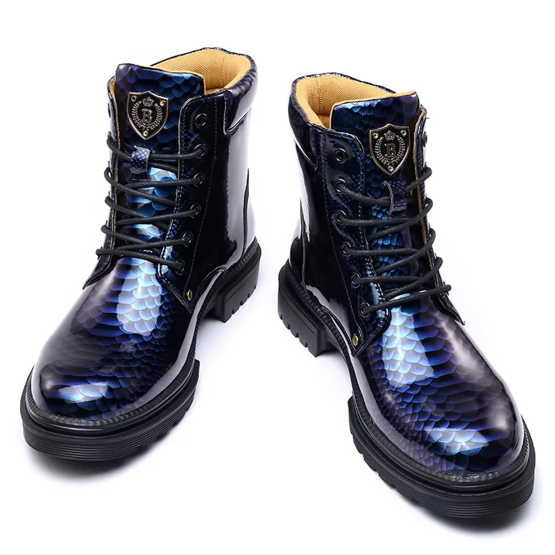 

Men's Snake-Print Patent Leather Ankle Boots Lace-Up Emblem Detail Chunky Sole for Bold Casual Nightclub Street Fashion Looks