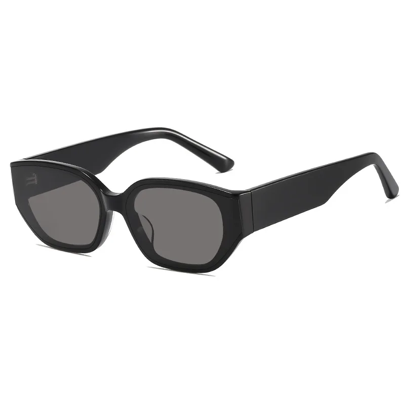 

2025 New Square Sunglasses - Small Frame HD Nylon Lenses High Quality Fashion Trend Street Shot Eyewear for Women & Men