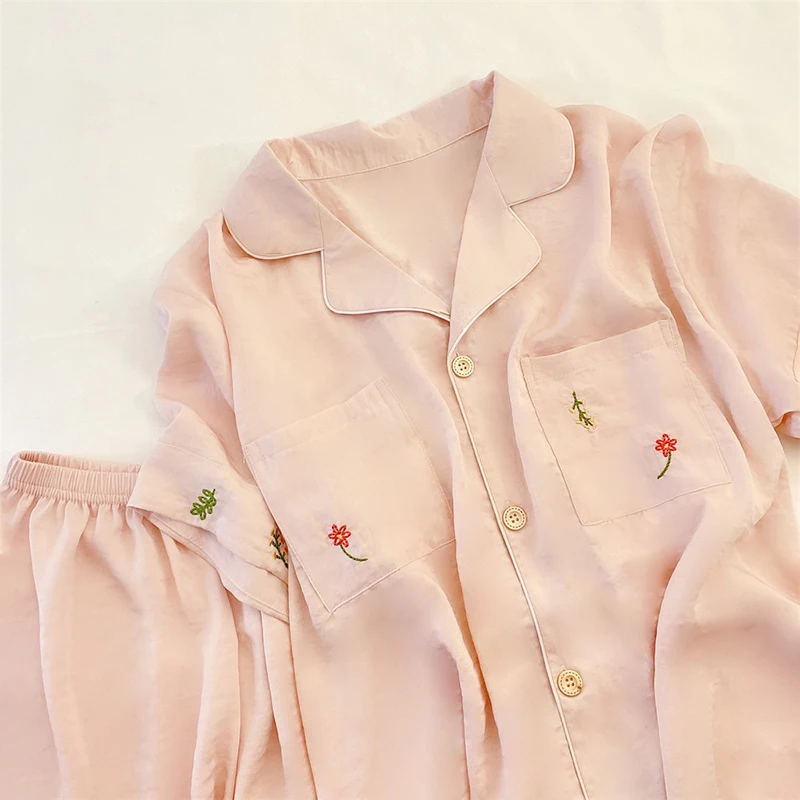 Satin 2 Piece Women Sleepwear Set Spring Summer Short Sleeve Pajamas for Woman Silk Fashion Sleepwear Luxurious Soft Pajama Set