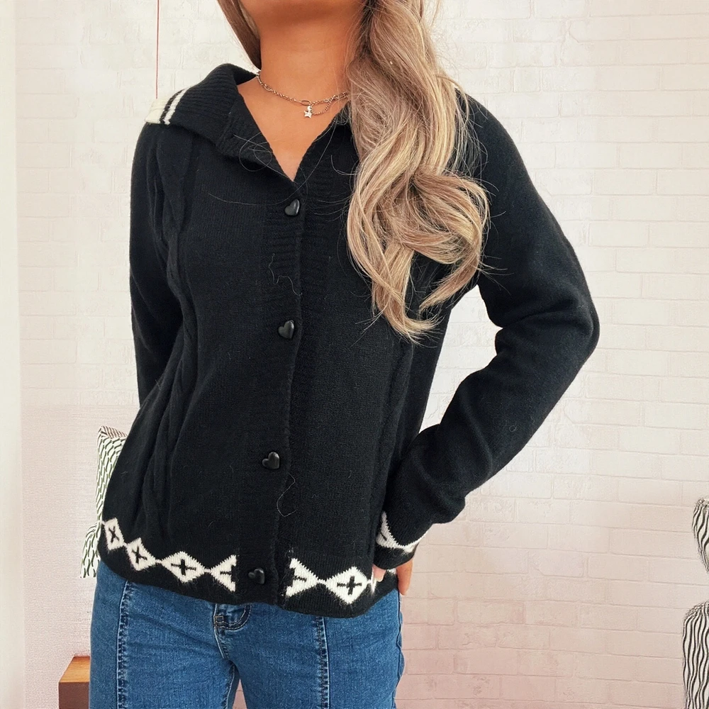 

Кардиган с длинным рукавом и круглым вырезом, осень-зима, свободный крой, украшенный пуговицами, женская открытая рубашка, модная одежда