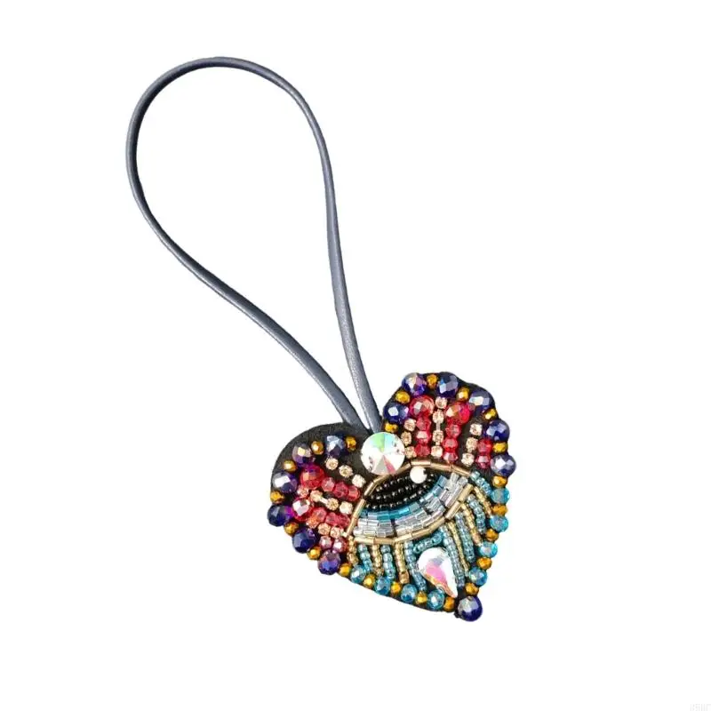 39bc 재킷 가방 모자를 맞춤화하기위한 장식에 대한 크리스탈 심장 철