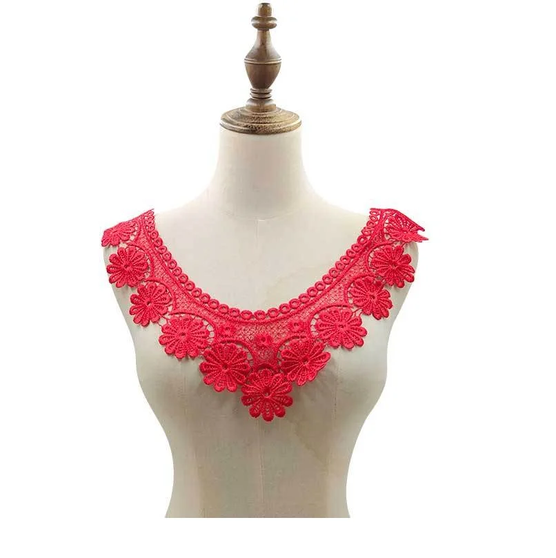 1PCS Water-soluble Lace Flowers Corsage Polyester Light Silk Embroidery Collar False Collar Three-dimensional Hollow Embroidery