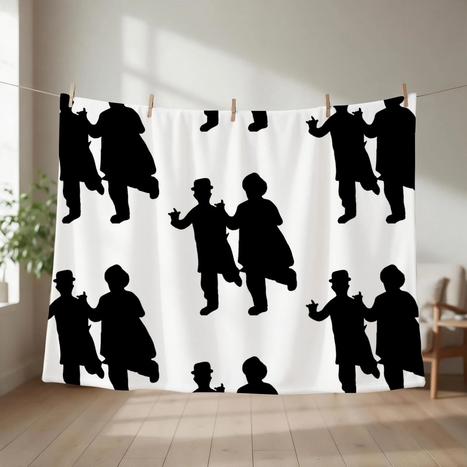 Laurel & Hardy Throw Blanket Decorative Throw Softest christmas decoration Flannel Fabric Blankets