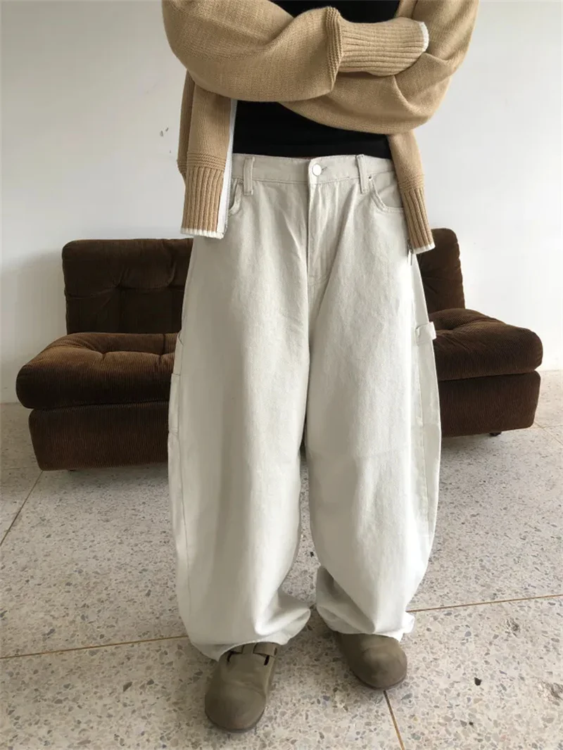 بنطلون جينز نسائي بتصميم حصري للعمل بخصر عالٍ وساق واسعة مع جيب على شكل قلب وقصة فضفاضة للخريف 2025 #4