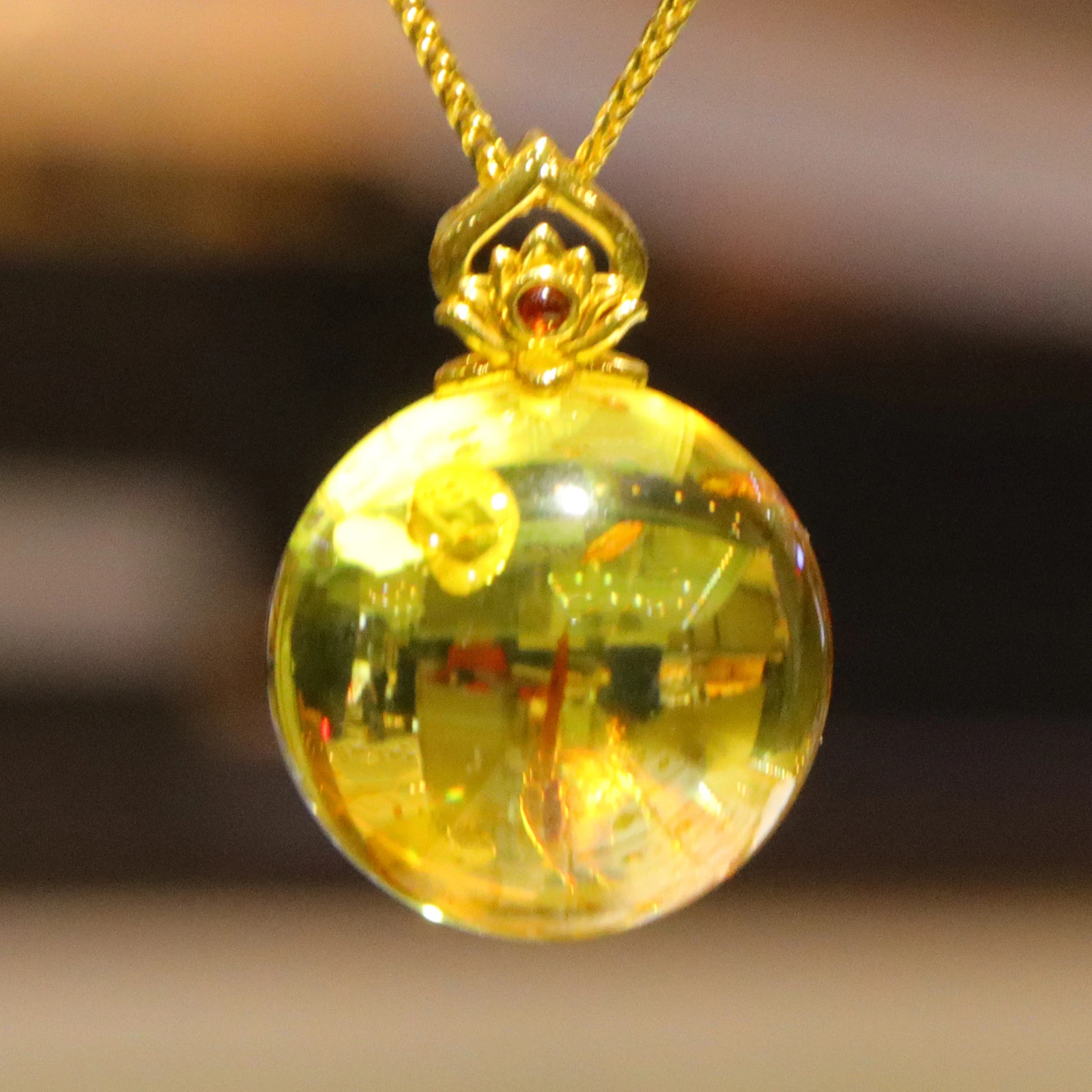 

17mm Crown Bail Flower Amber Pendant w/ Red Gem | Gold Plated Twisted Chain Necklace | Gift for Women