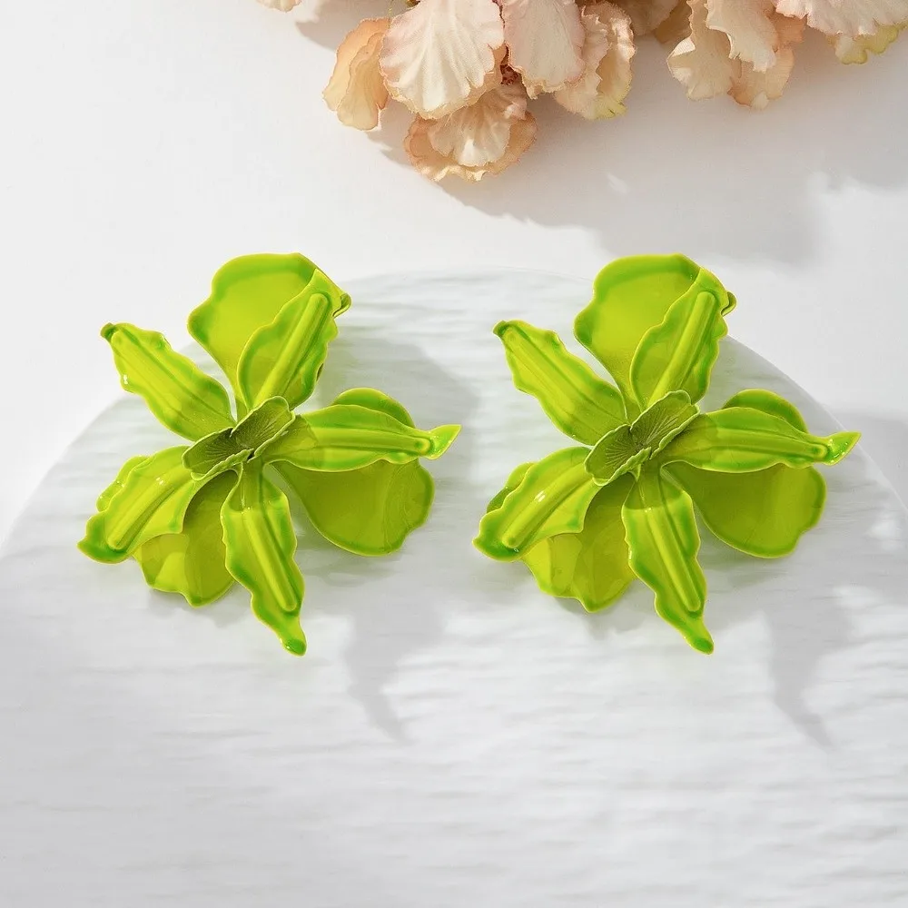 Pleated Exaggerated Flower Earrings Irregular Petal Large Flower Earrings Baking Paint Luxury Ear Accessories Jewelry