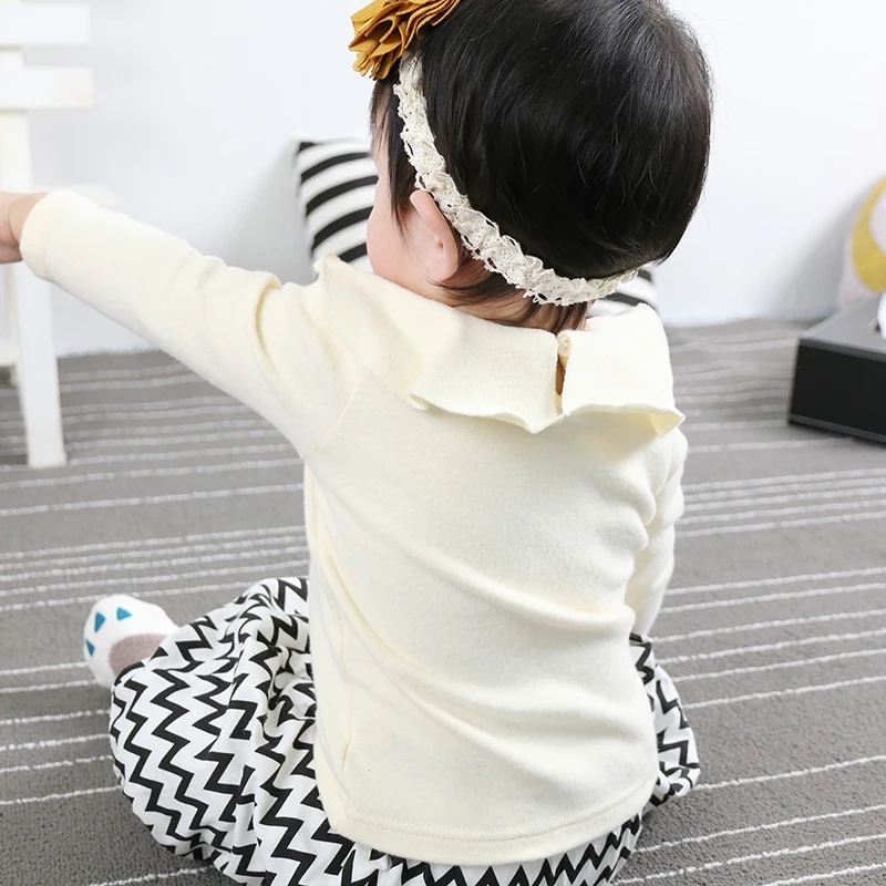 春の子供用柔らかい服甘い赤ちゃん女の子フリル襟 Tシャツキッズコットン長袖トップ
