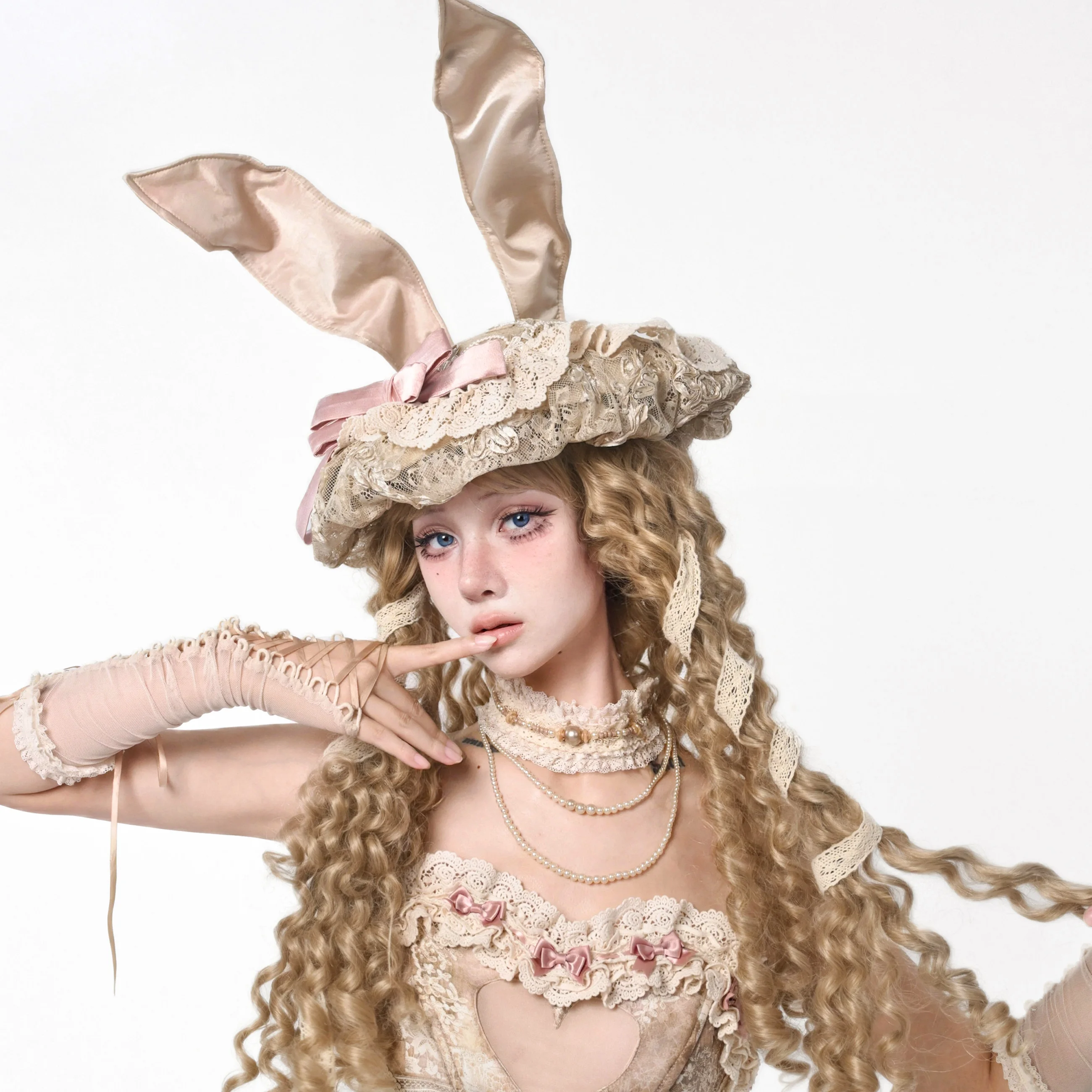 Broken Bone Original Design European Retro Elegant Lolita Sweet Sashes Lace Round Fedoras Halloween Bow Tie Bunny Ear Mesh Hat