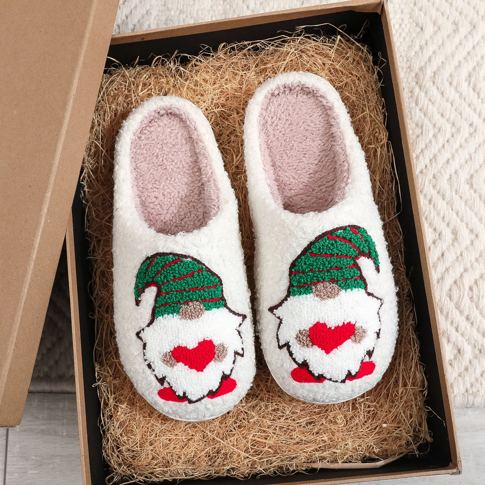 Christmas Indoor Anti Slip Fuzzy Couple Slippers Cotton Adult Xmas Slippers For Women Winter Warm Home Thick Soles for Indoor