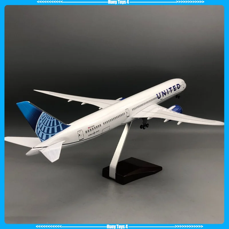 

43cm United Airlines Boeing 787‑10 Airplane Model With Led Lights & Wheels Static Simulation Diecast Aircraft Model Collectibl