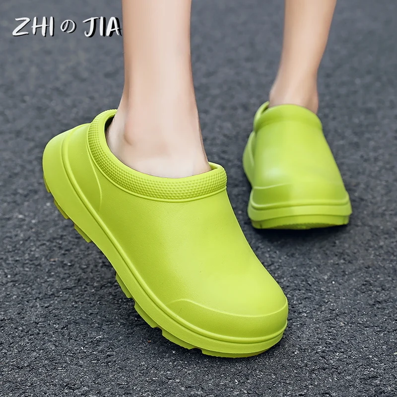 Kitchen Shoes Men Women Sandals For Outdoor beach Slipper comfortable walking Sneaker Fashion Black Light Shoe Cook Footwear