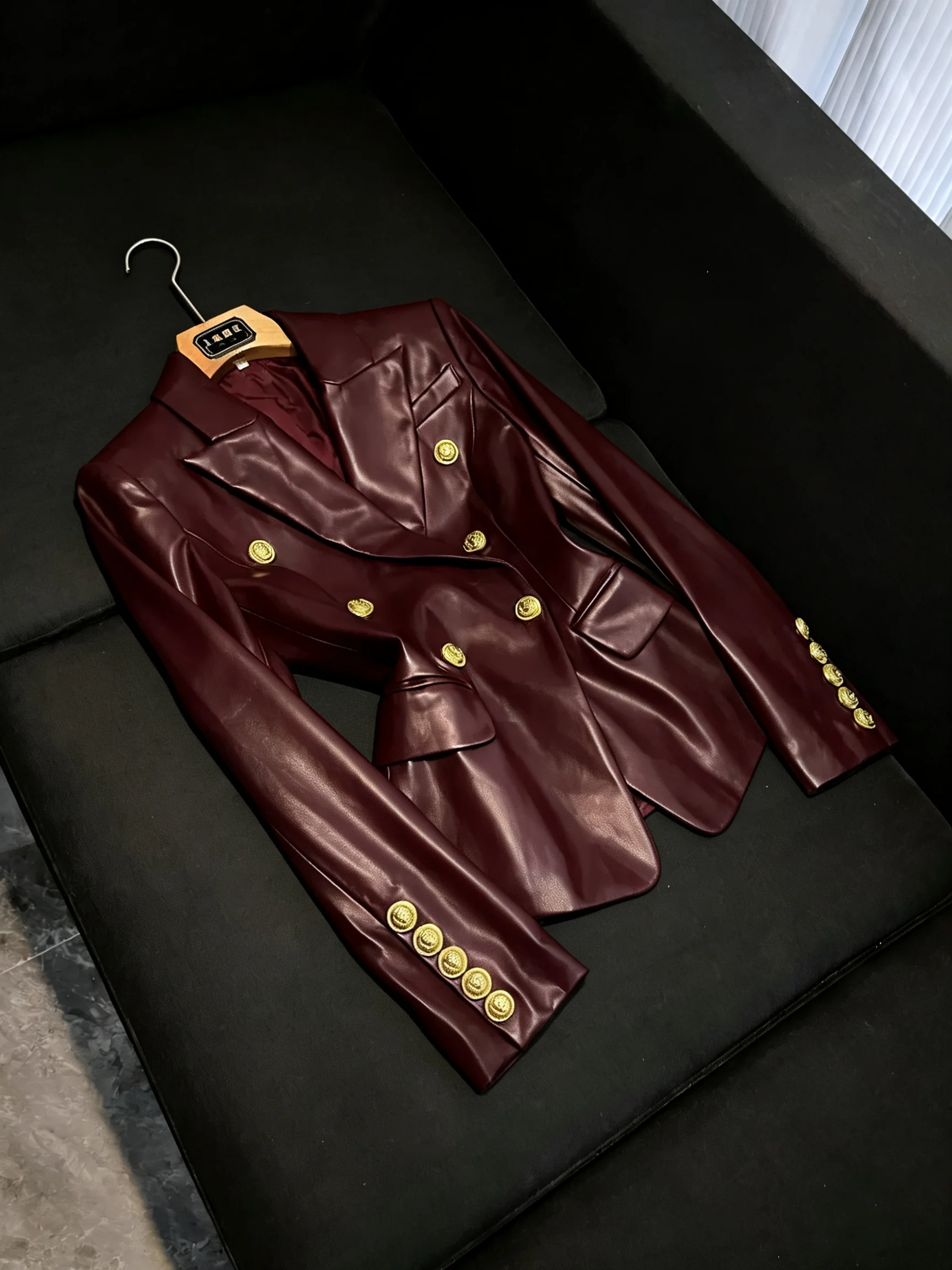 Retro Style Slim Fit Short Leather Jacket Women's Double Button Suit Collar Wine Red High End Feelings PU Leather Coat