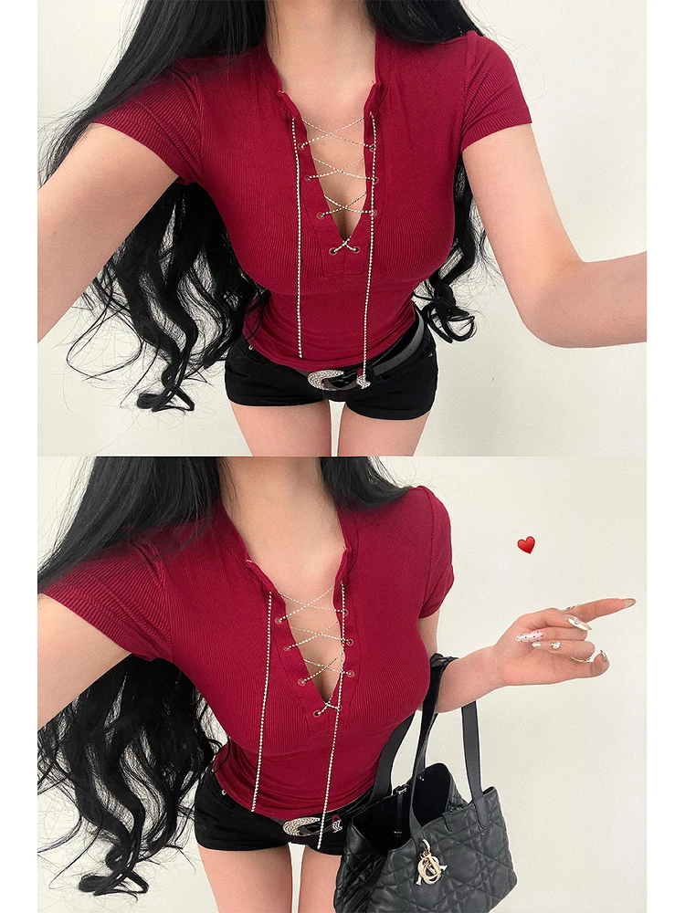 Sexy V-neck Chain Detail Slim Fit Short Sleeve T-shirt Pure Color Base Layer Young Girl Day Spicy Style Women's Top Summer Wear