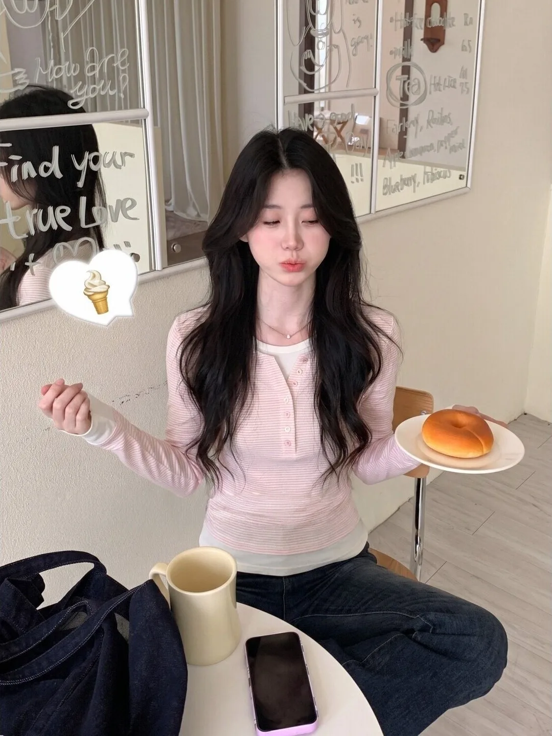 Pink Striped Shoulder Length Long Sleeve T-Shirt Women's Autumn Elegant Korean Style Light Maturity Unique Top Casual Style