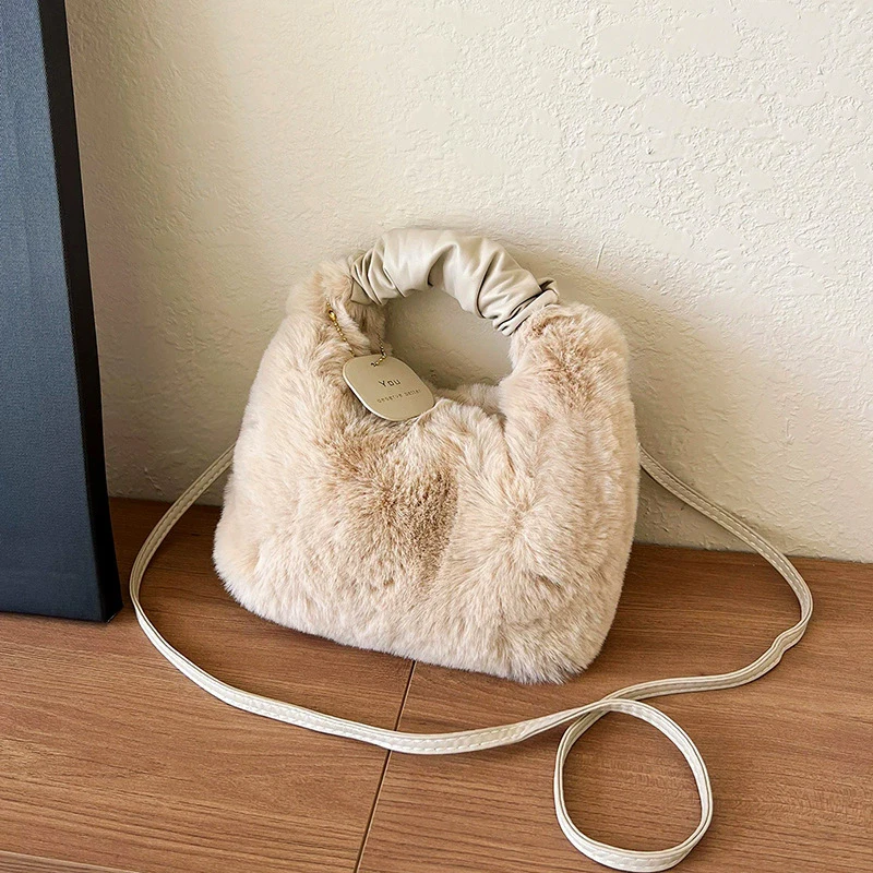 Plush Shoulder Bags for Femme Luxury Designer Soft Winter Ladies Clutch Purse Handbag Fashion Female Crossbody Underarm Bag