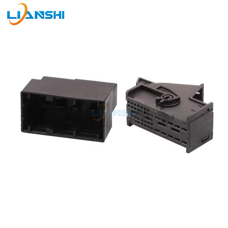 

DJ7423-0.7-2.8-11/21 is suitable for BMW 42P black female shell automotive wiring harness plugs and automotive connectors
