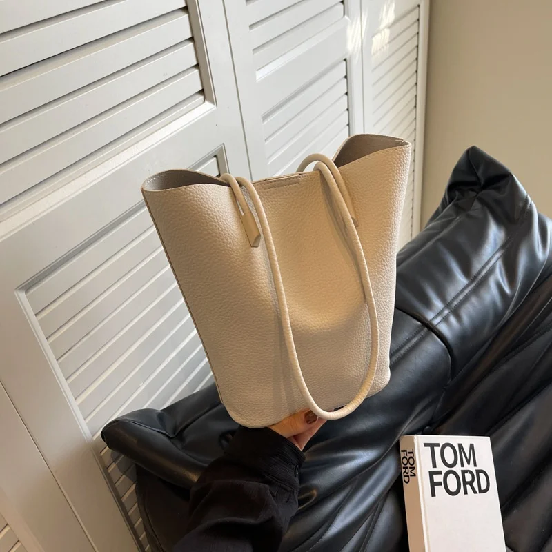 Custom Initials Large Capacity Tote Bags For Women Luxury Designer Handbag Purse 2025 New In PU Lychee Pattern Underarm Shoulder