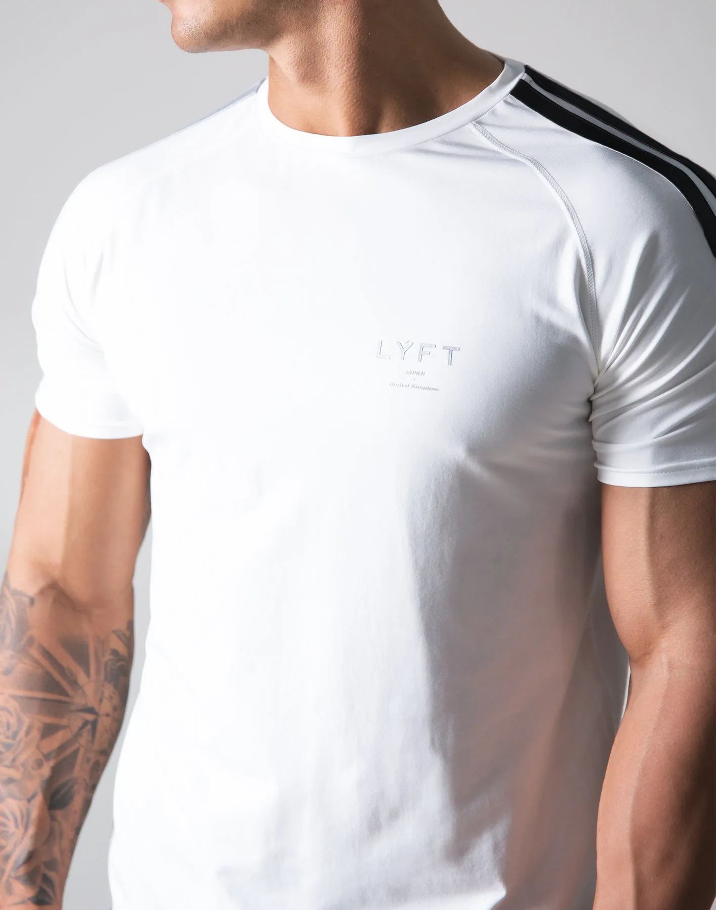 Summer New Short Sleeve Men\'s Cotton Loose Round Neck Half Sleeve T-shirt Thin Shirt Solid Color Top Men 2023