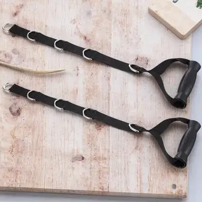 قطعتان من حزام سحب للياقة البدنية مع مقبض على شكل حرف D لآلات الكابلات وتدريبات القوة في صالة الألعاب الرياضية وحزام السحب