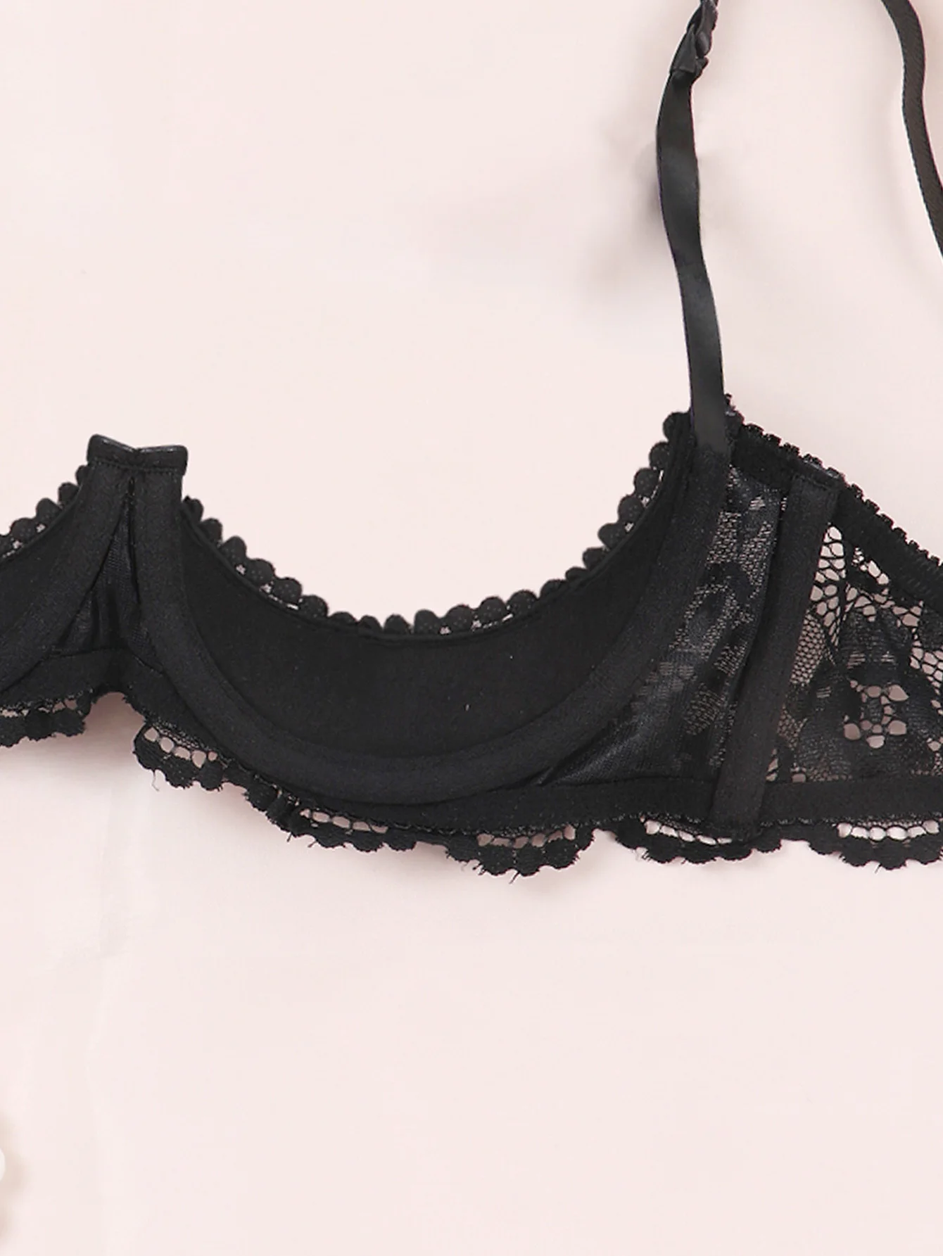 الدانتيل Crotchless الصدرية سلسلة مجموعة 2 قطعة انقطاع المثيرة الصدرية كوب مفتوح البرازيلي الجوف خارج الملابس الداخلية النساء الملابس الداخلية