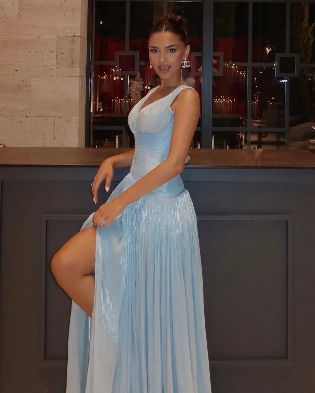 Eightale 2025 Abito da sera sexy con scollo a V pieghe azzurro per la festa nuziale Abito da ballo arabo saudita Abito da festa Dubai personalizzato