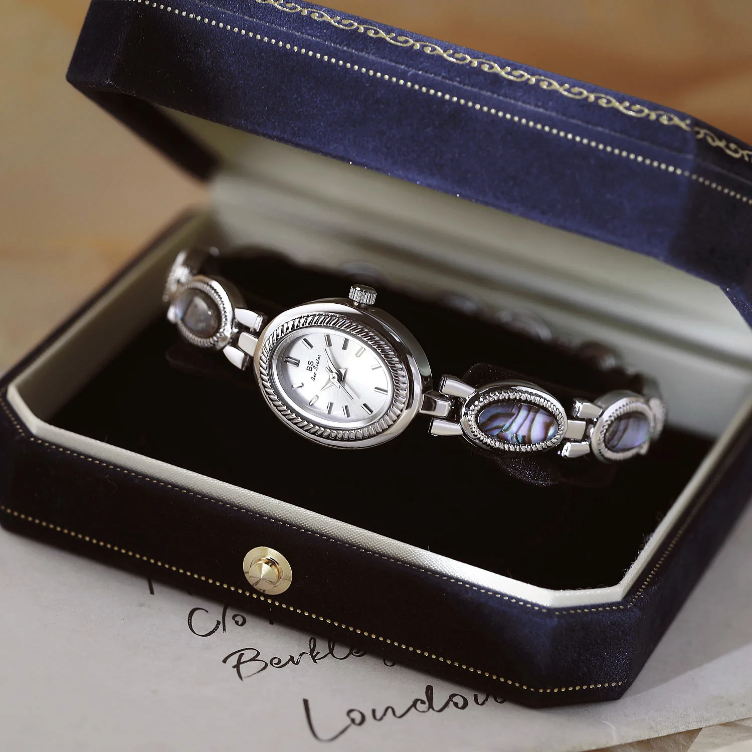 2025 Relojes para mujer, pulsera Vintage elegante con piedras preciosas naturales, esfera pequeña ovalada, reloj de cuarzo para mujer, regalo para novia y pareja