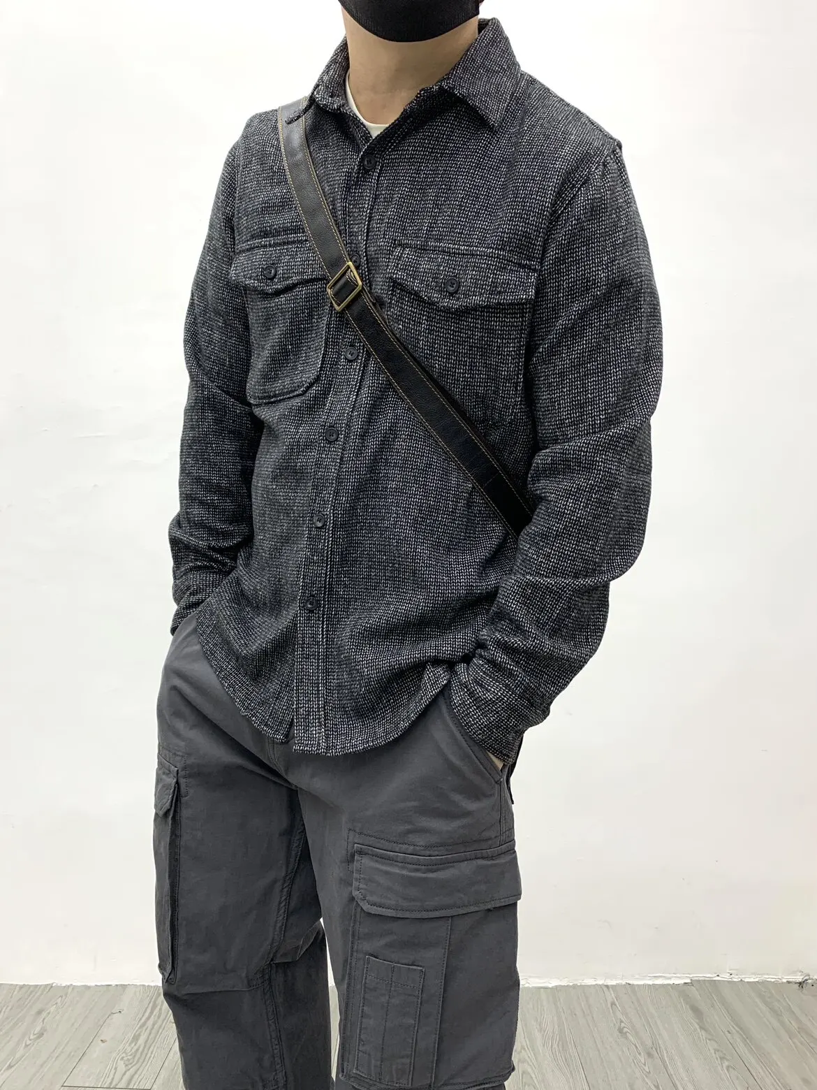 10% Wool-Blend Thick Woolen Shirt for Men Herringbone Pattern Fall/Winter Warm Workwear Double Pockets Loose Fit Retro Outerwear