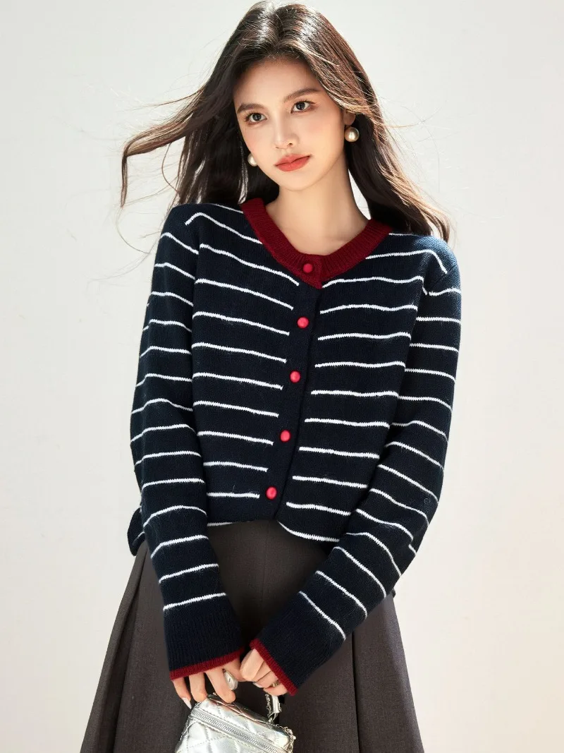 

Корейский полосатый свитер, пальто, женский осенне-зимний элегантный повседневный свободный джемпер с круглым вырезом, топы Y2k, уличная одежда, вязаный кардиган, джемпер