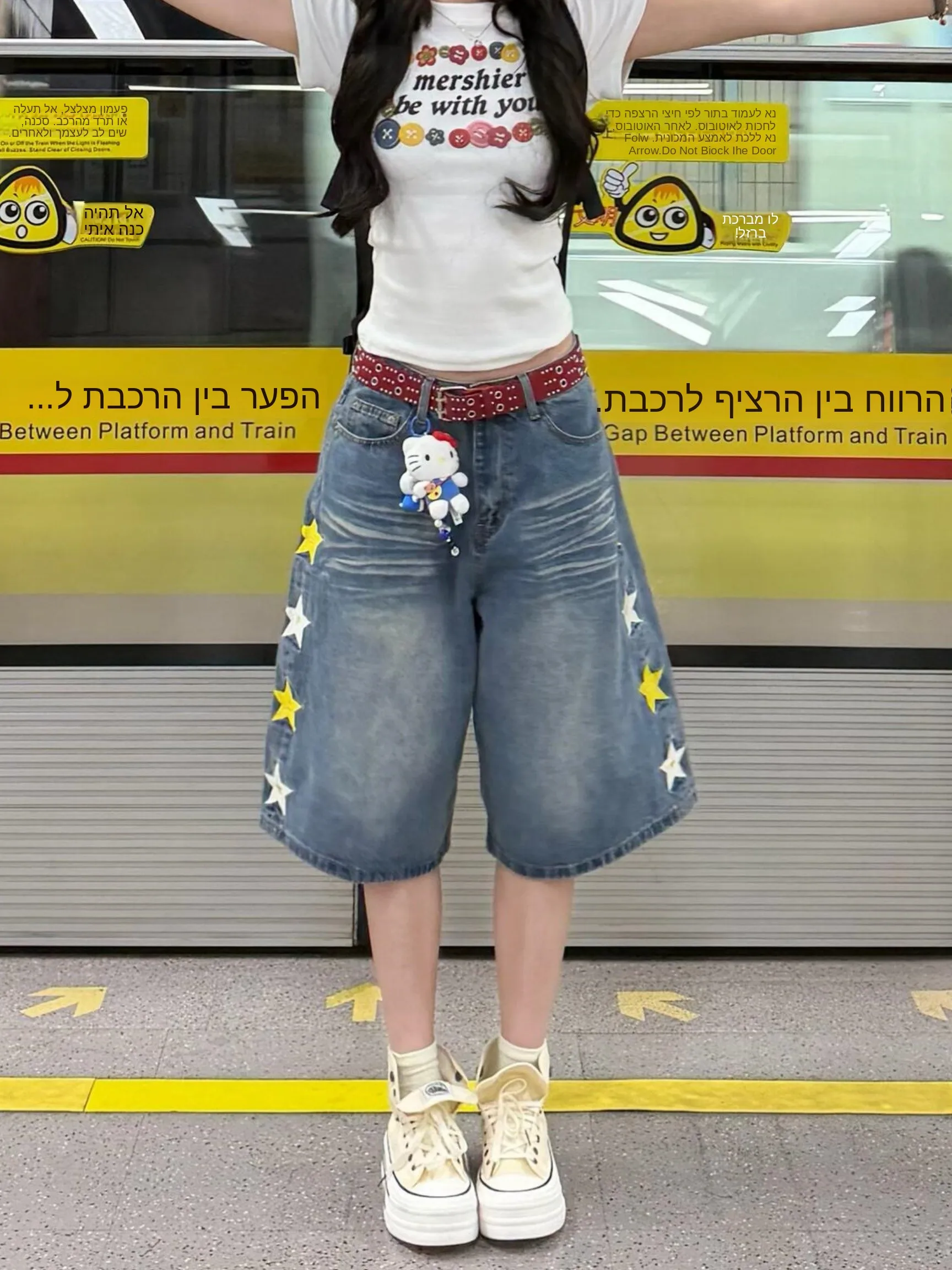 

Retro Star Embroidery A-Line Five-Point Denim Shorts Women Summer Large Size Loose Straight Leg Wide Leg Mid-Pants
