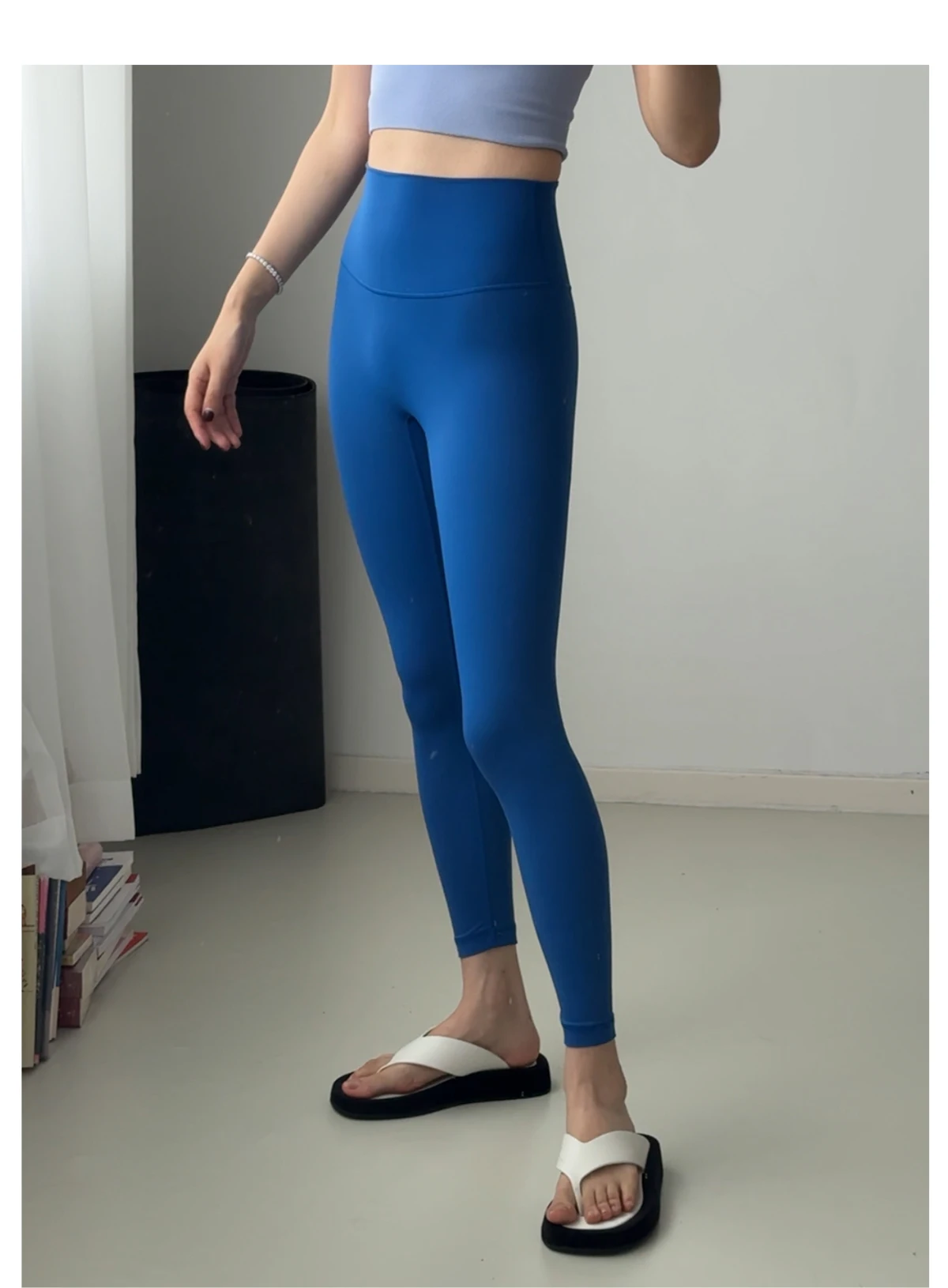 Sommer-Yogahose für Damen, hohe Taille, elastisch, formgebend, keine unangenehmen Linien, atmungsaktiv, für Laufen, Fitness, Training, Yoga, Sport. – Detail 15