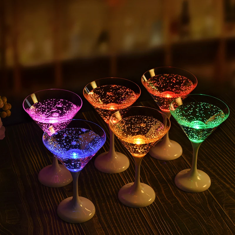 

Led Light Plastic Wine Glasses Food Grade PS Bar Pub KTV Nightclub Party 210ml Luminous Glass Cup for Cocktail Champagne Whiskey