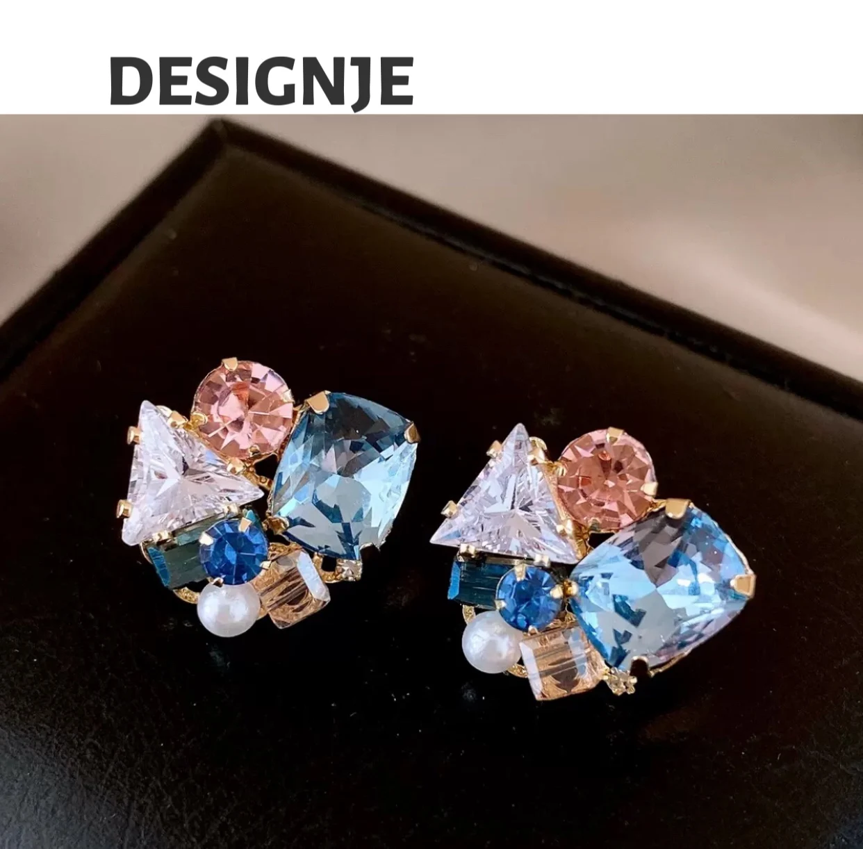 

Hot sale in France, exquisite irregular earrings, luxurious high-end earrings, fashionable and simple earrings.