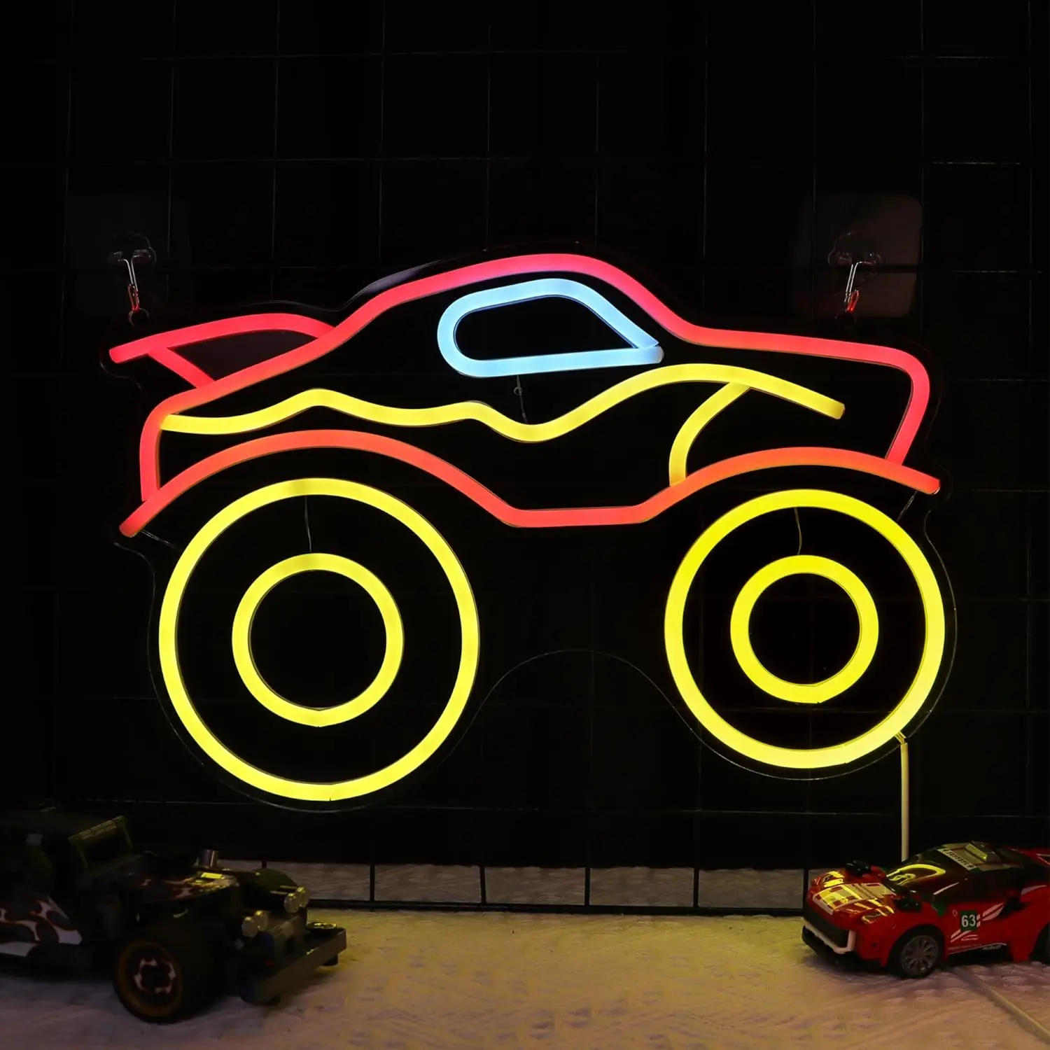 

Monster Truck Неоновый свет USB с регулируемой яркостью Светодиодная неоновая вывеска для спальни Гостиная Игровая комната Человек Пещера Украшение дома Подарок на день рождения