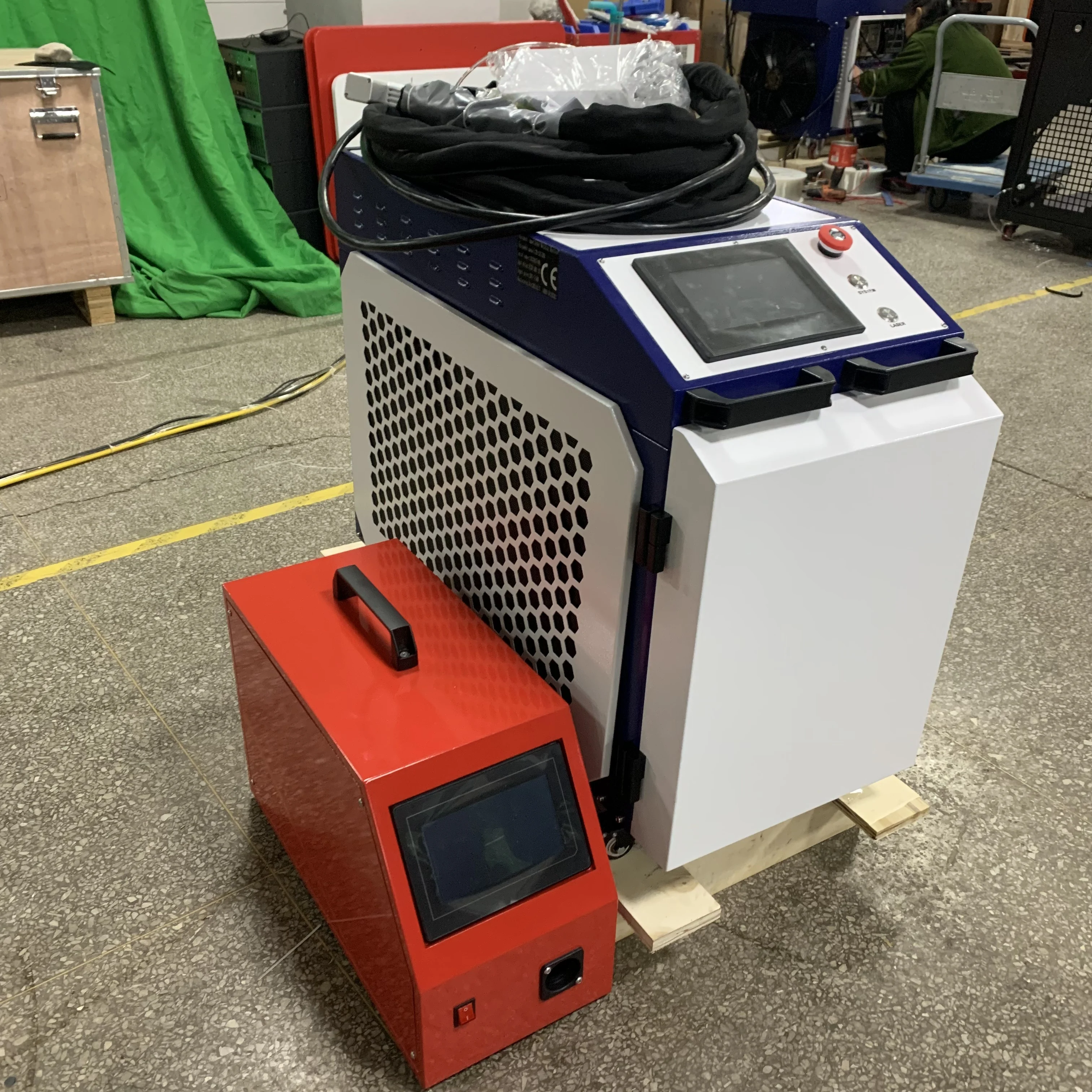 

1500w 2000w 3000W Handheld Welding Cutting Cleaning 3 In 1 Machine For Metal Carbon Steel Stainless Steel