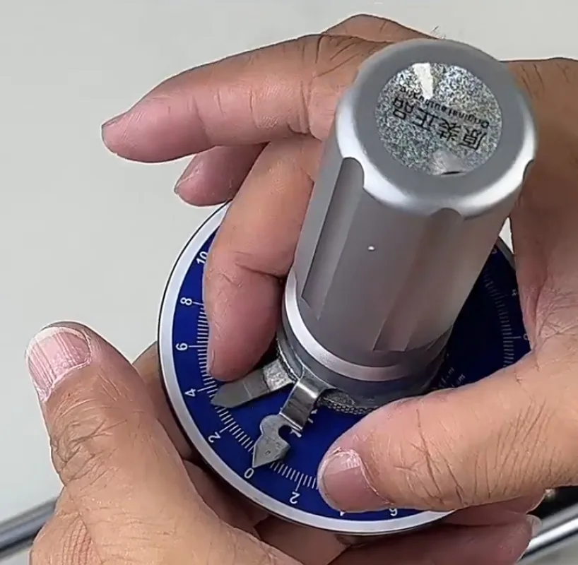 

Цифровой динамометрический ключ и тестер для отверток, динамометр с циферблатным дисплеем и регулируемой предустановкой, LED-индикация, 4 единицы измерения