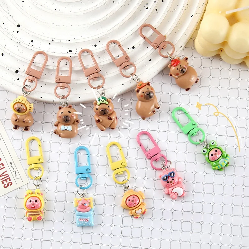 MINISO 1-10PCS New Creative Cute Cartoon Anime Beaver Resin Charm Keychain Couple Backpack Car Key Pendant Children\'s Party Gift