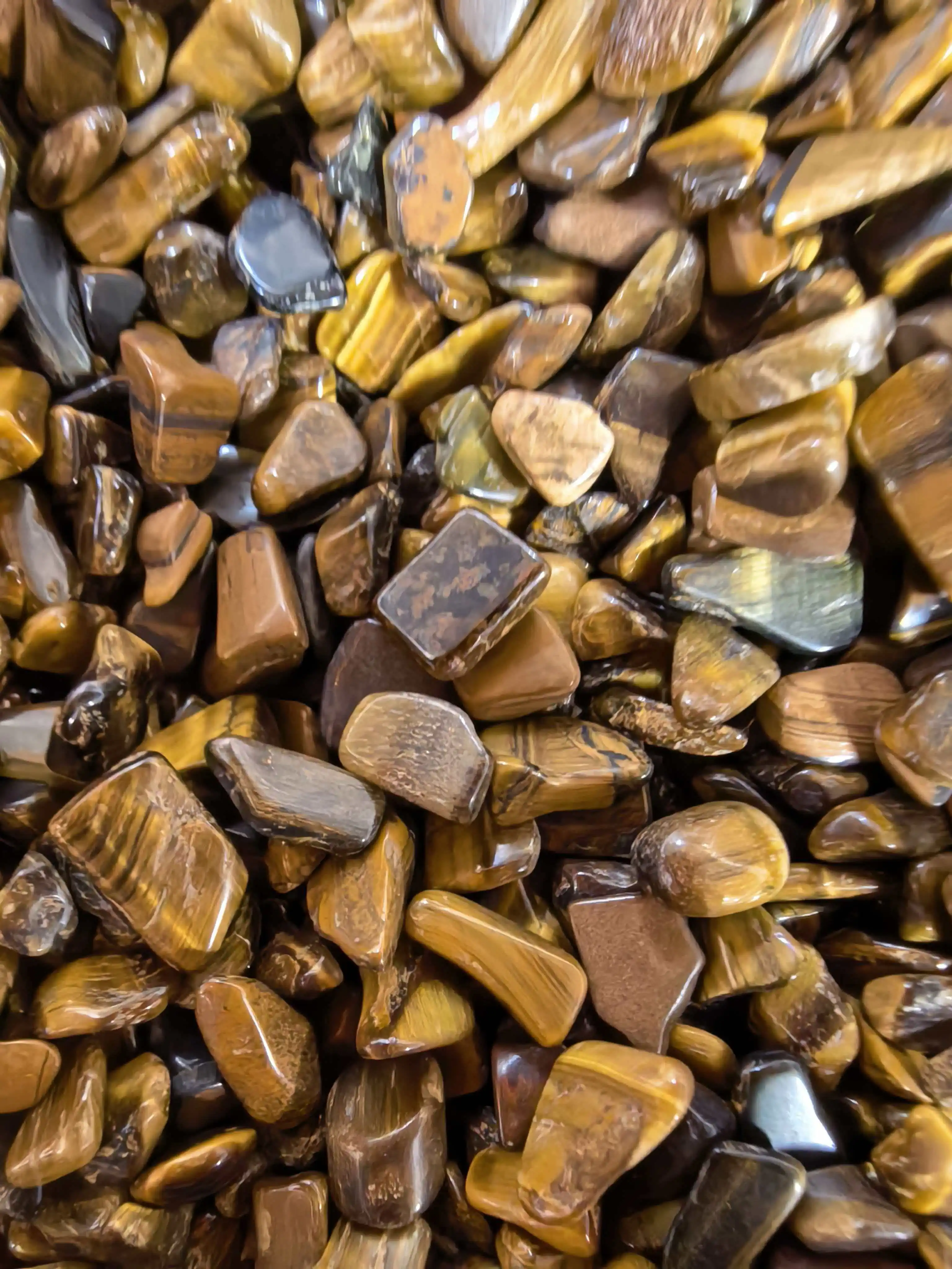 5-7mm Natural Gemstone Tiger Eye Quartz Tumbled Crystal Healing Stone Chips Gravel Bulk Wholesale for Home Fish Tank Decoration