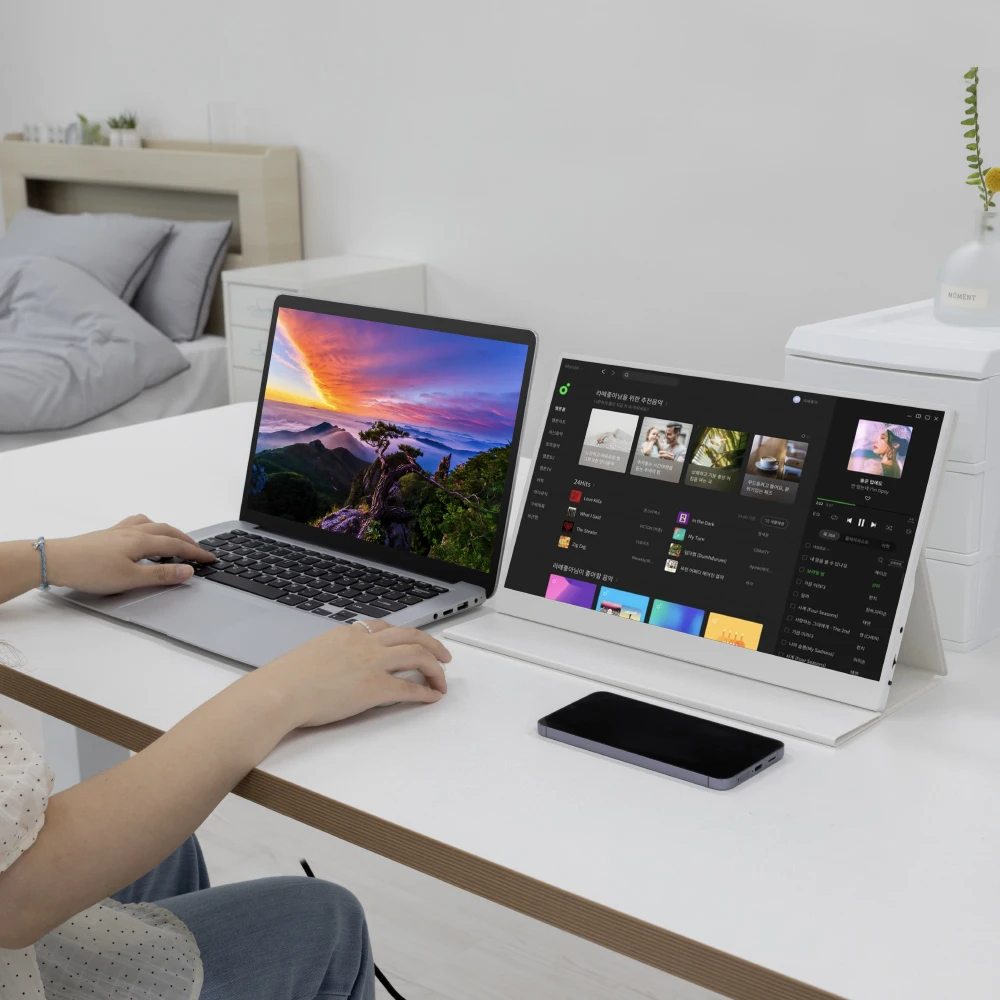 شاشة Camel Prism مقاس 15.6 بوصة بيضاء محمولة Cpm1530I