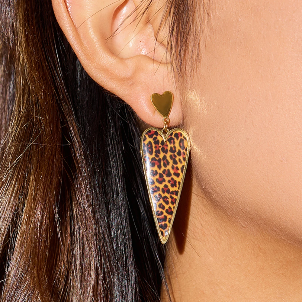 

AIKOER Vintage 18K Gold Color Plated Stainless Steel Heart-Shaped Leopard Print Earrings Women's Jewelry Party Gifts