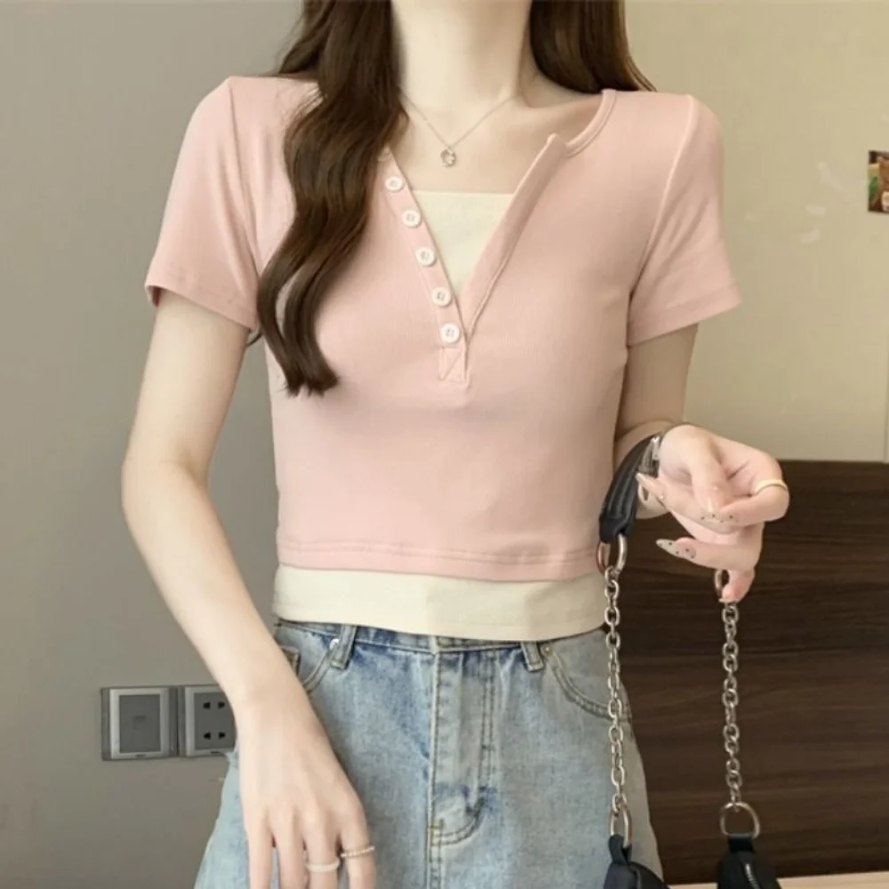 

Cute Patchwork Fake Two Pieces Top V-neck Ins Short Sleeve T Shirts Korean Style Undershirts Sweet T-shirt Women Women