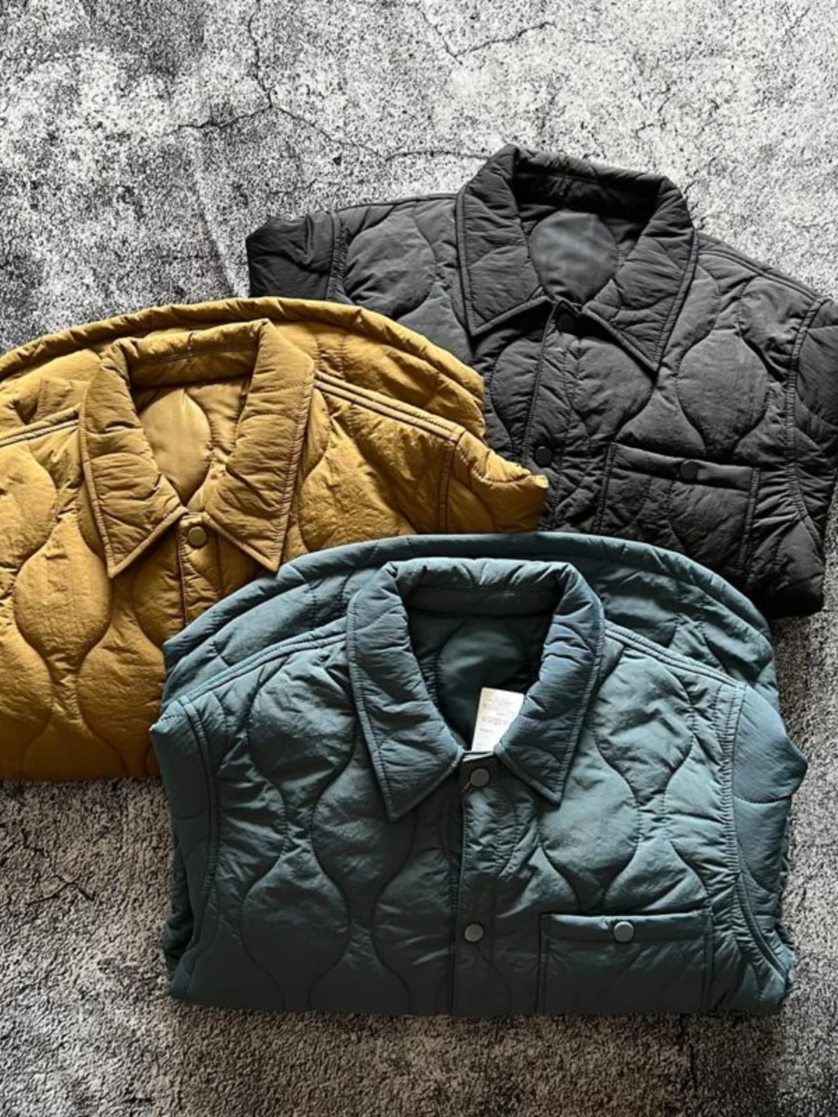 軽量秋冬カジュアルルーズコットンキルティングダイヤモンドパターンジャケットピュアカラーターンダウンカラーレトロレイヤリングコート