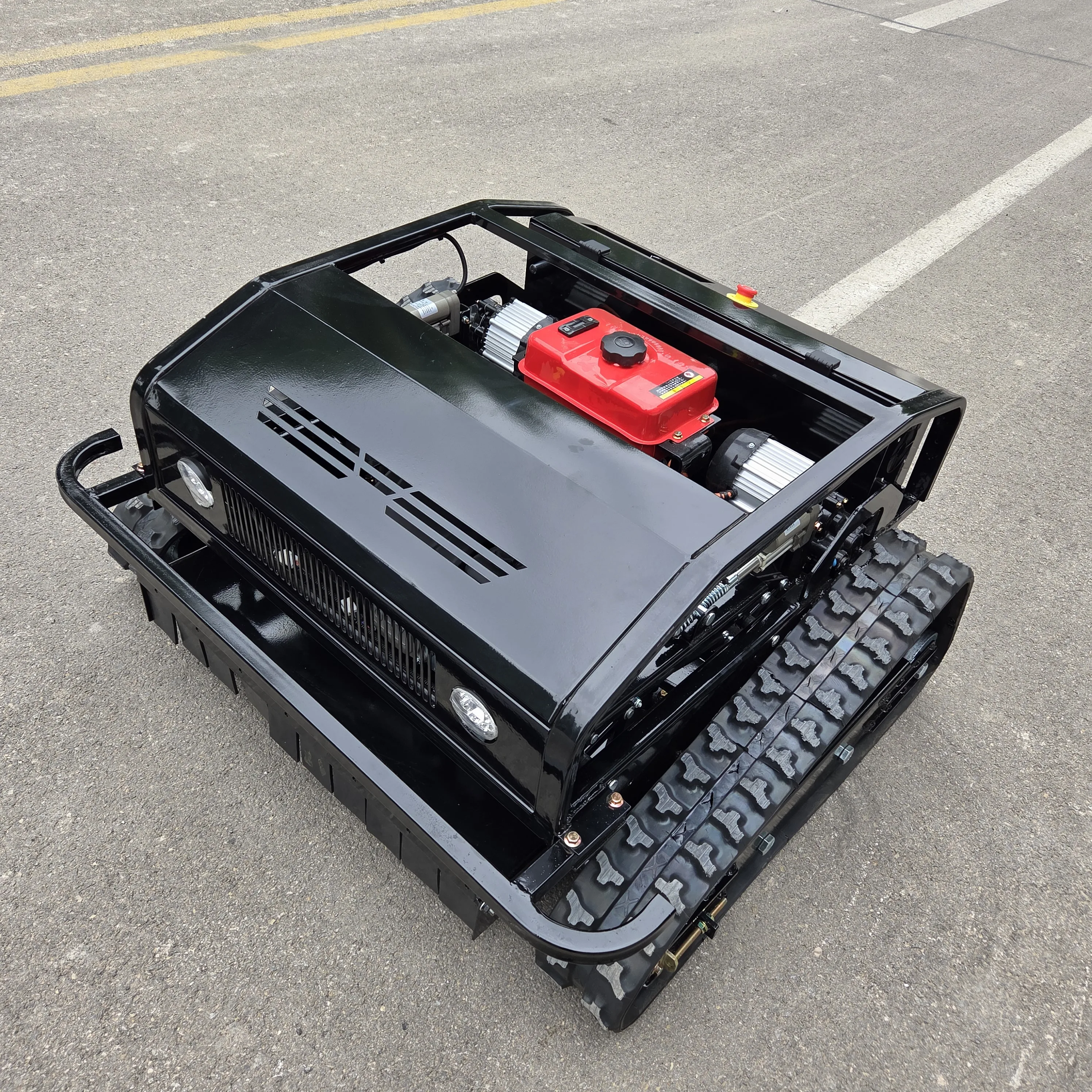

Four-Stroke Intelligent Remote Mower ZNW-800S 800mm Cutting Range Zero Turn Design High Efficient All Terrain Crawler Grass Trim
