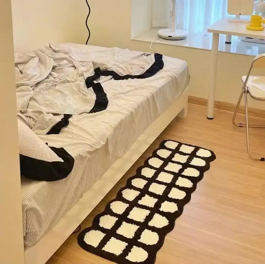 

Минималистичные клетчатые ковры для гостиной, украшения, имитация кашемира, прикроватный коврик для спальни, искусство, черные и белые плюшевые коврики, коврик