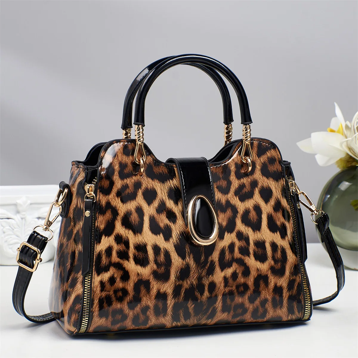 

2025 New! Women's High-End Leopard Print Chain Mini Bag - Trendy Viral Stylish Crossbody/Shoulder/Handbag Bags for Women