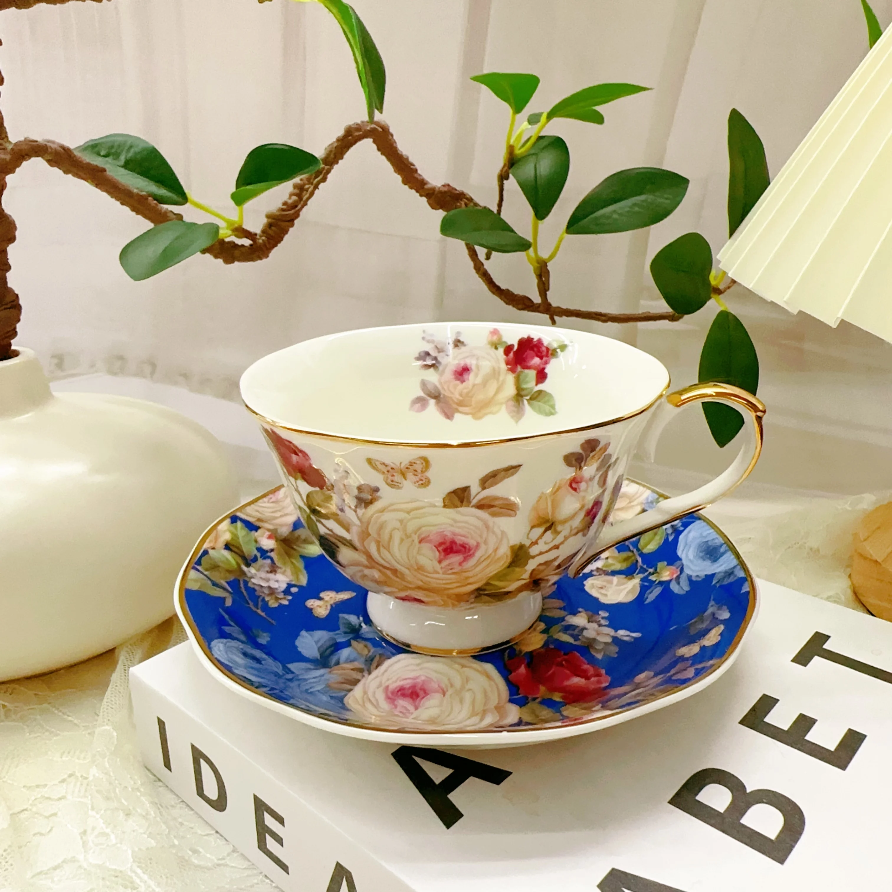 European Style Exquisite Camellia Cup Plate Ceramic Coffee Cup Plate Afternoon Tea Set Gift Box Set 240ml