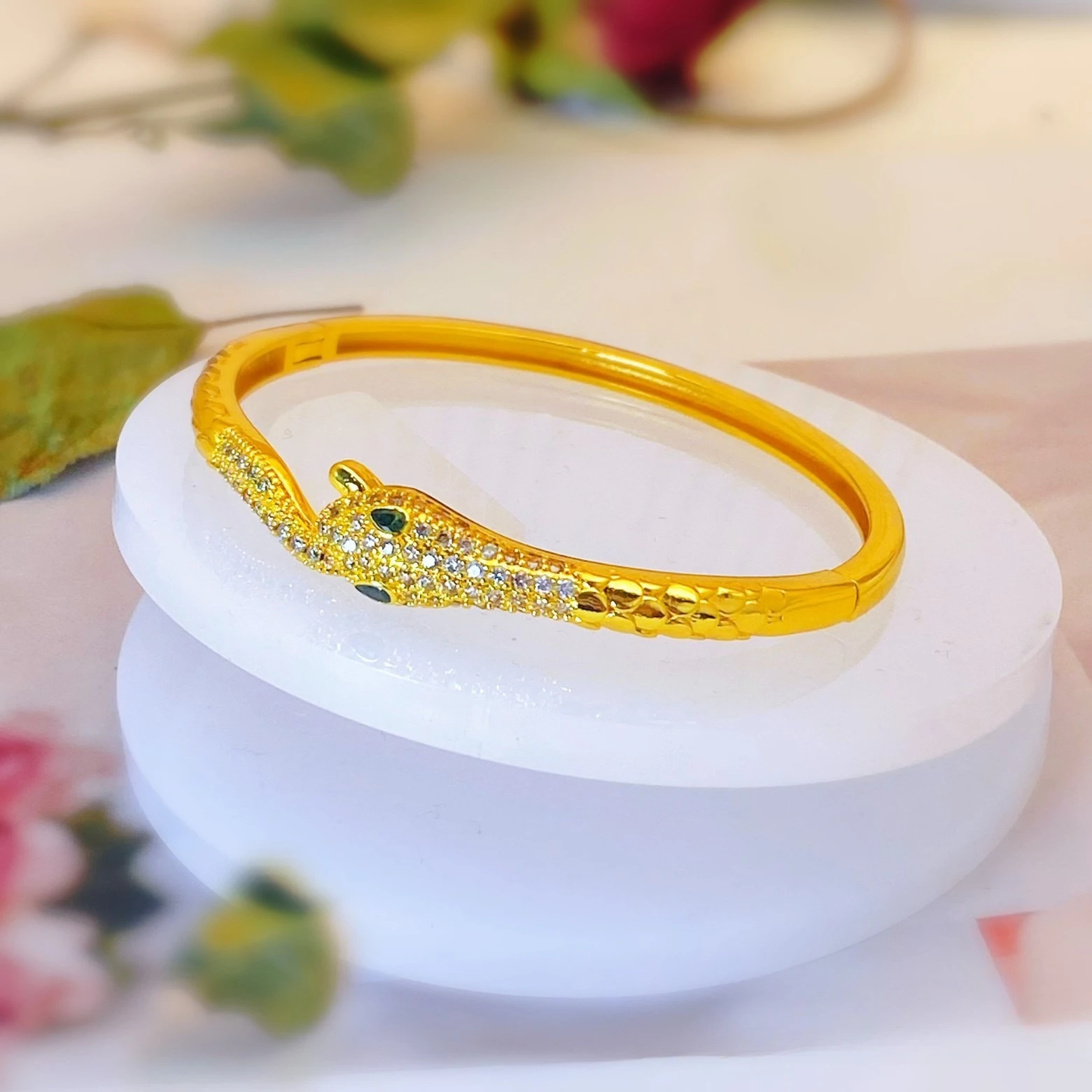 

Fashion Kt14 Gold Color Zicon Snake Shape Bangle for Women's Girlfriend Fashion Bangle Birthday Wedding Engagement Gifts
